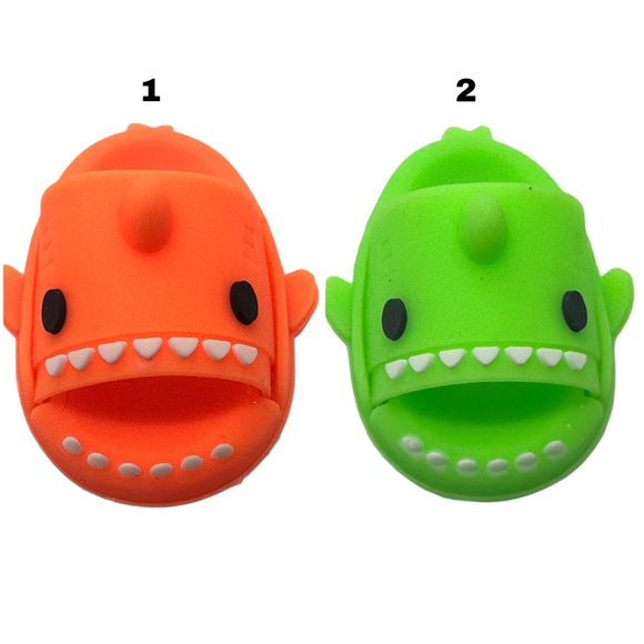 Sharkie Shark Sandel Keychains - Picture 3 of 3